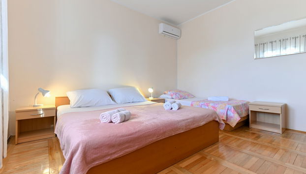 Apartment mit 2 Schlafzimmern in Starigrad mit garten und terrasse - Foto 5
