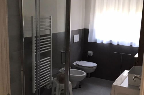 Foto 16 - Apartamento de 2 quartos em Duino-Aurisina com piscina e terraço