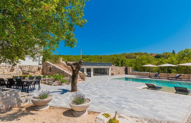 Casa de 5 quartos em Proložac com piscina privada e jardim - Foto 42