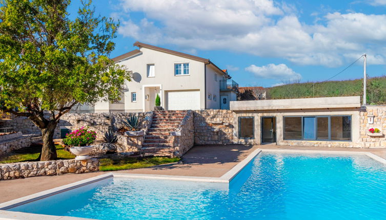 Foto 1 - Casa de 4 habitaciones en Prolozac con piscina privada y jardín