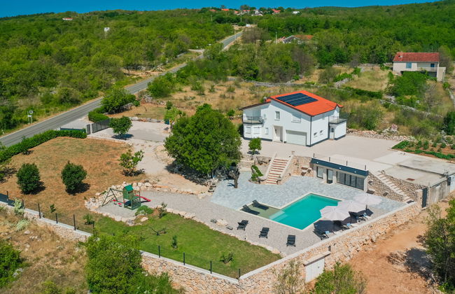 Casa de 5 quartos em Proložac com piscina privada e jardim - Foto 45