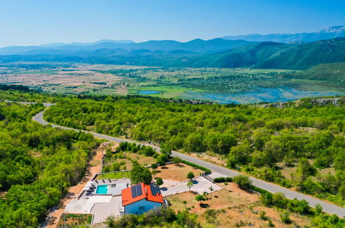 Foto 46 - Haus mit 4 Schlafzimmern in Proložac mit privater pool und garten