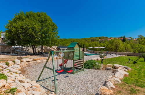Foto 4 - Haus mit 4 Schlafzimmern in Proložac mit privater pool und garten