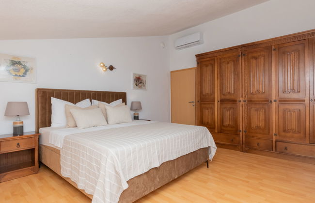 Casa de 5 quartos em Proložac com piscina privada e jardim - Foto 25