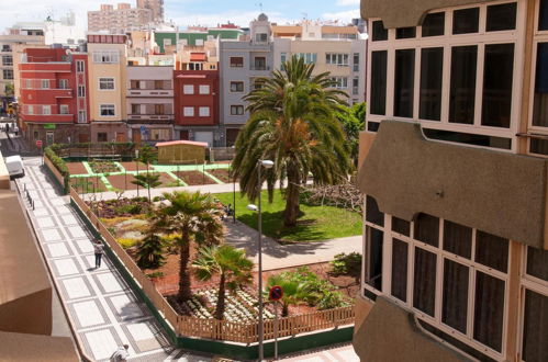 Foto 20 - Appartamento con 1 camera da letto a Las Palmas di Gran Canaria con giardino