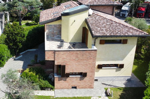 Photo 64 - Maison de 4 chambres à Corsico avec jardin et terrasse