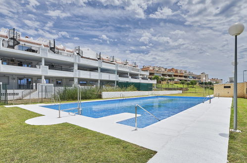 Photo 2 - Appartement de 2 chambres à Casares avec piscine et vues à la mer