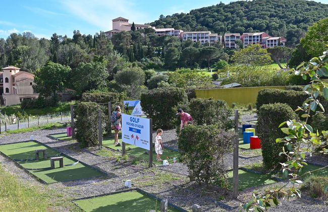 Apartamento de 1 quarto em Saint-Raphaël com piscina e jardim - Foto 47