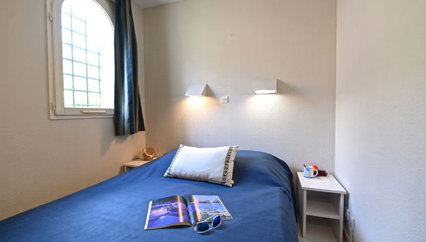 Apartment mit 1 Schlafzimmer in Saint-Raphaël mit schwimmbad und garten - Foto 4