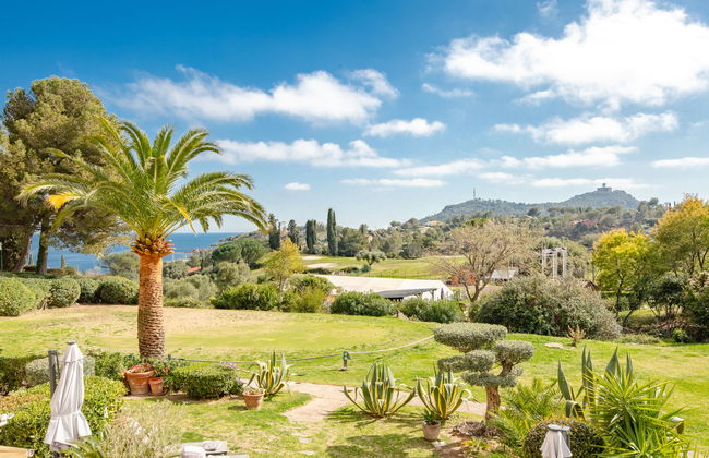 Apartamento de 1 quarto em Saint-Raphaël com piscina e jardim - Foto 6
