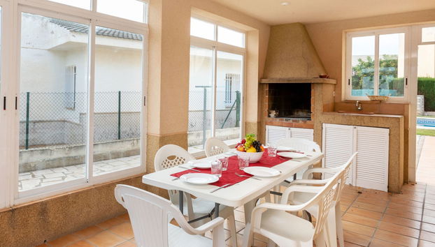 6 bedroom House in l'Ametlla de Mar with private pool and garden - Photo 2