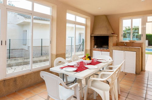 Photo 2 - 5 bedroom House in l'Ametlla de Mar with private pool and garden