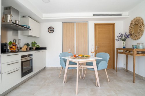 Foto 8 - Apartamento de 2 quartos em Saint-Tropez com vistas do mar