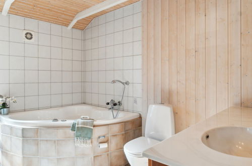 Foto 15 - Casa de 4 quartos em Højby com terraço e sauna