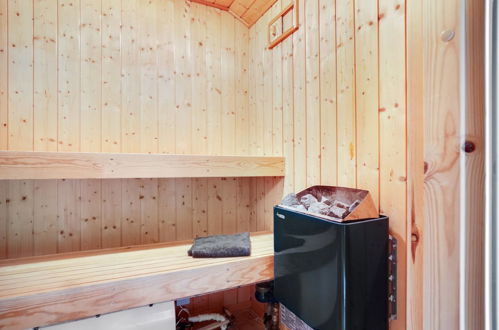 Photo 14 - Maison de 4 chambres à Højby avec terrasse et sauna