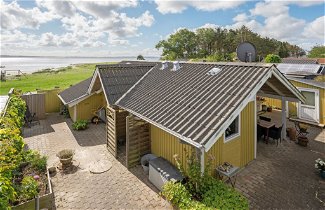Photo 2 - Maison de 2 chambres à Rønde avec terrasse