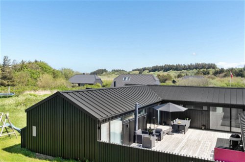 Foto 2 - Casa de 4 habitaciones en Harrerenden con terraza y sauna