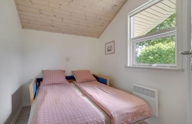 Casa de 3 quartos em Ørsted com terraço e banheira de hidromassagem - Foto 9