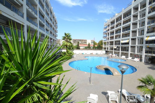 Foto 18 - Apartamento de 1 habitación en Salou con piscina y vistas al mar