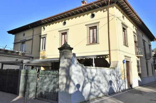 Photo 25 - Appartement de 2 chambres à Iseo avec vues sur la montagne