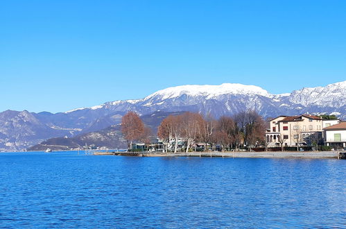 Foto 33 - Appartamento con 2 camere da letto a Iseo con vista sulle montagne