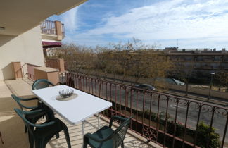 Foto 2 - Apartamento de 2 habitaciones en La Ràpita con piscina y vistas al mar