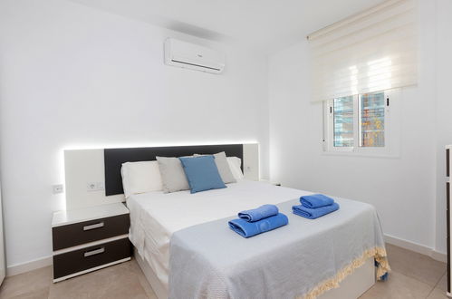 Foto 5 - Appartamento con 2 camere da letto a Calafell con piscina