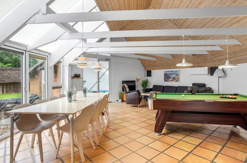 Foto 3 - Haus mit 4 Schlafzimmern in Ringkøbing mit privater pool und terrasse