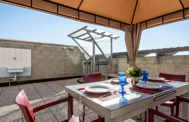 Apartamento de 2 quartos em Turim com terraço - Foto 2