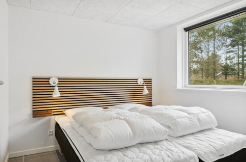 Foto 10 - Casa de 4 quartos em Oksbøl com terraço e sauna