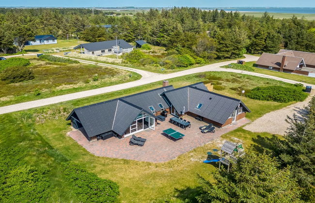 Casa con 4 camere da letto a Ringkøbing con piscina privata e terrazza - Foto 8