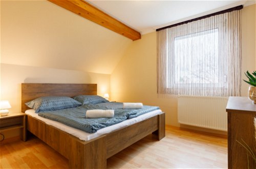 Foto 5 - Appartamento con 3 camere da letto a Siófok con vista sulle montagne