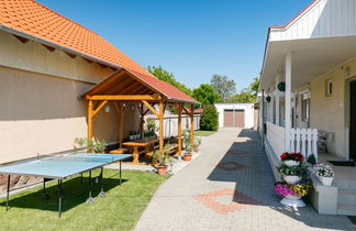 Photo 2 - 3 bedroom Apartment in Siófok with garden