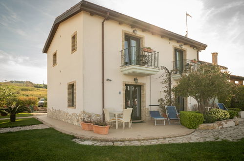 Foto 35 - Appartamento con 1 camera da letto a Termoli con piscina e vista mare