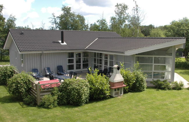 Maison de 4 chambres à Væggerløse avec piscine privée et terrasse - Photo 1