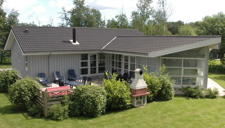 Photo 1 - Maison de 4 chambres à Væggerløse avec piscine privée et terrasse