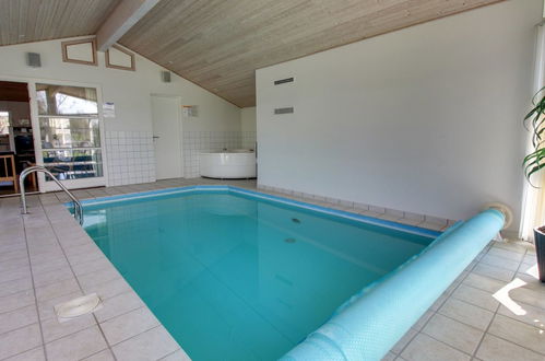 Photo 7 - Maison de 4 chambres à Væggerløse avec piscine privée et terrasse