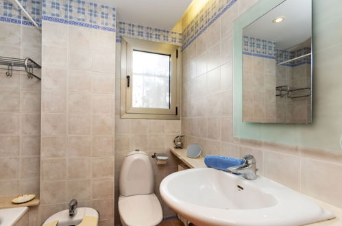 Foto 13 - Appartamento con 3 camere da letto a Calonge i Sant Antoni con piscina e vista mare