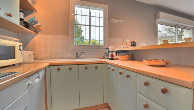 4 bedroom House in Saint-Pierre-d'Oléron with garden and terrace - Photo 4