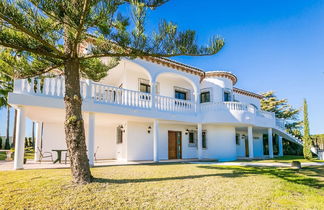 Photo 3 - Maison de 3 chambres à Oliva avec piscine privée et vues à la mer