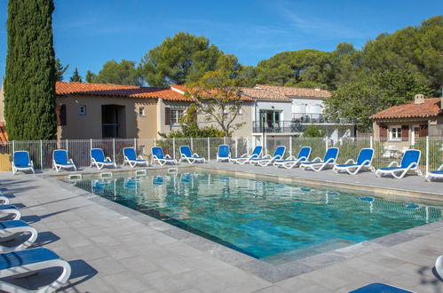 Foto 2 - Apartamento de 1 quarto em Saint-Raphaël com piscina e jardim