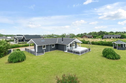 Photo 1 - Maison de 3 chambres à Tarm avec terrasse et sauna