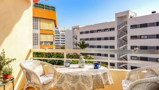 3 bedroom Apartment in Marbella with swimming pool and garden - Photo 2