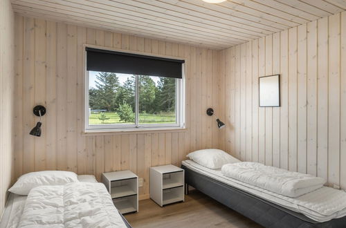 Photo 18 - Maison de 9 chambres à Ålbæk avec piscine privée et terrasse