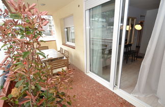 Foto 2 - Apartamento de 2 quartos em Salou com terraço e vistas do mar