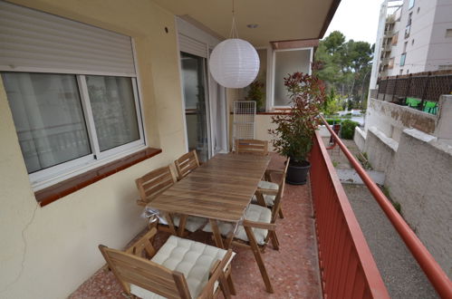 Foto 11 - Apartamento de 2 quartos em Salou com terraço