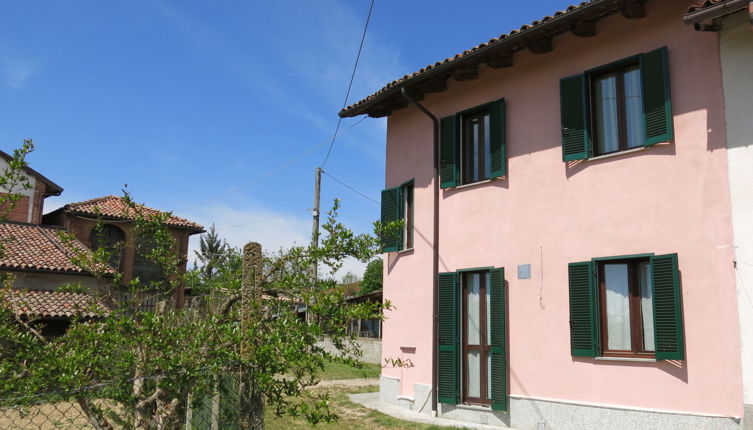 Foto 1 - Casa de 3 habitaciones en Cortiglione con jardín