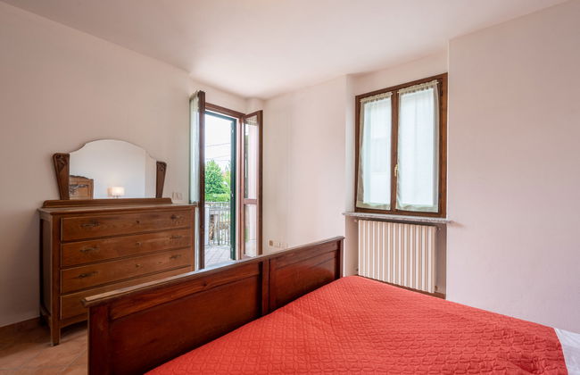 4 bedroom House in Cortiglione with garden - Photo 16
