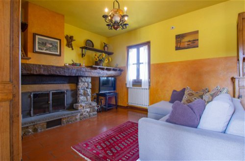 Photo 4 - 2 bedroom House in Coreglia Antelminelli with garden and terrace