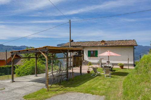 Photo 20 - 2 bedroom House in Coreglia Antelminelli with garden and terrace